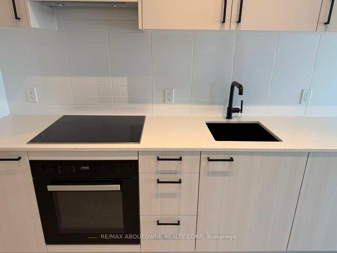Photo 22 of Unit 417, 1 Kyle Lowry Rd, North York, Banbury-Don Mills — HOMEH