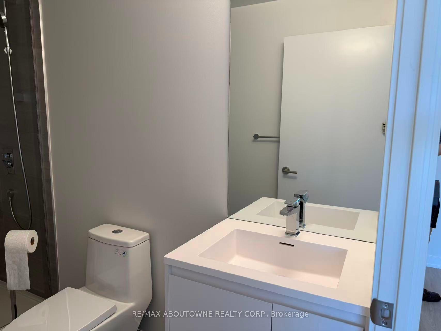 Photo 24 of Unit 417, 1 Kyle Lowry Rd, North York, Banbury-Don Mills — HOMEH