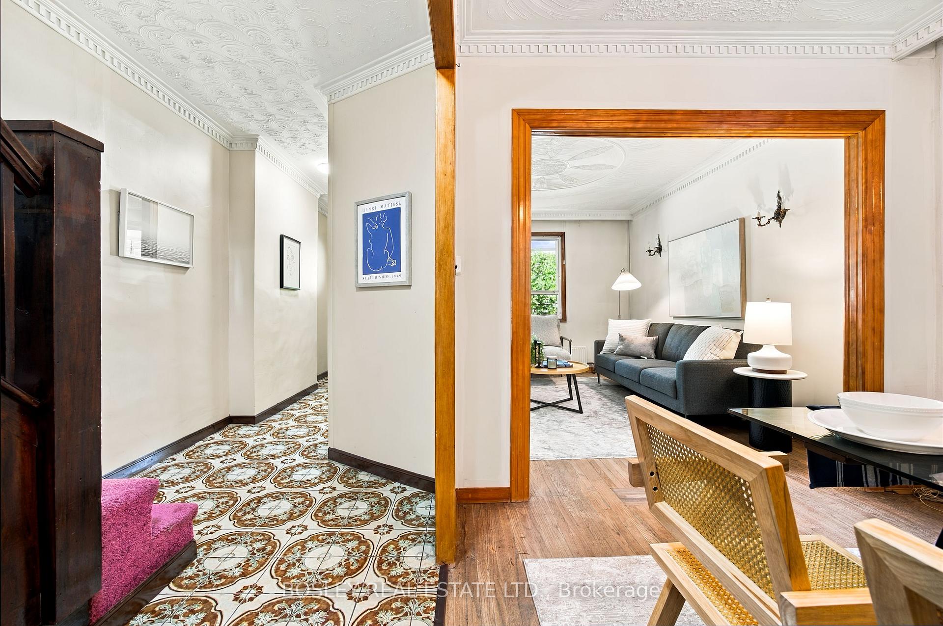Photo 13 of 59 Kings Park Boulevard, Toronto, Danforth Village-East York — HOMEH