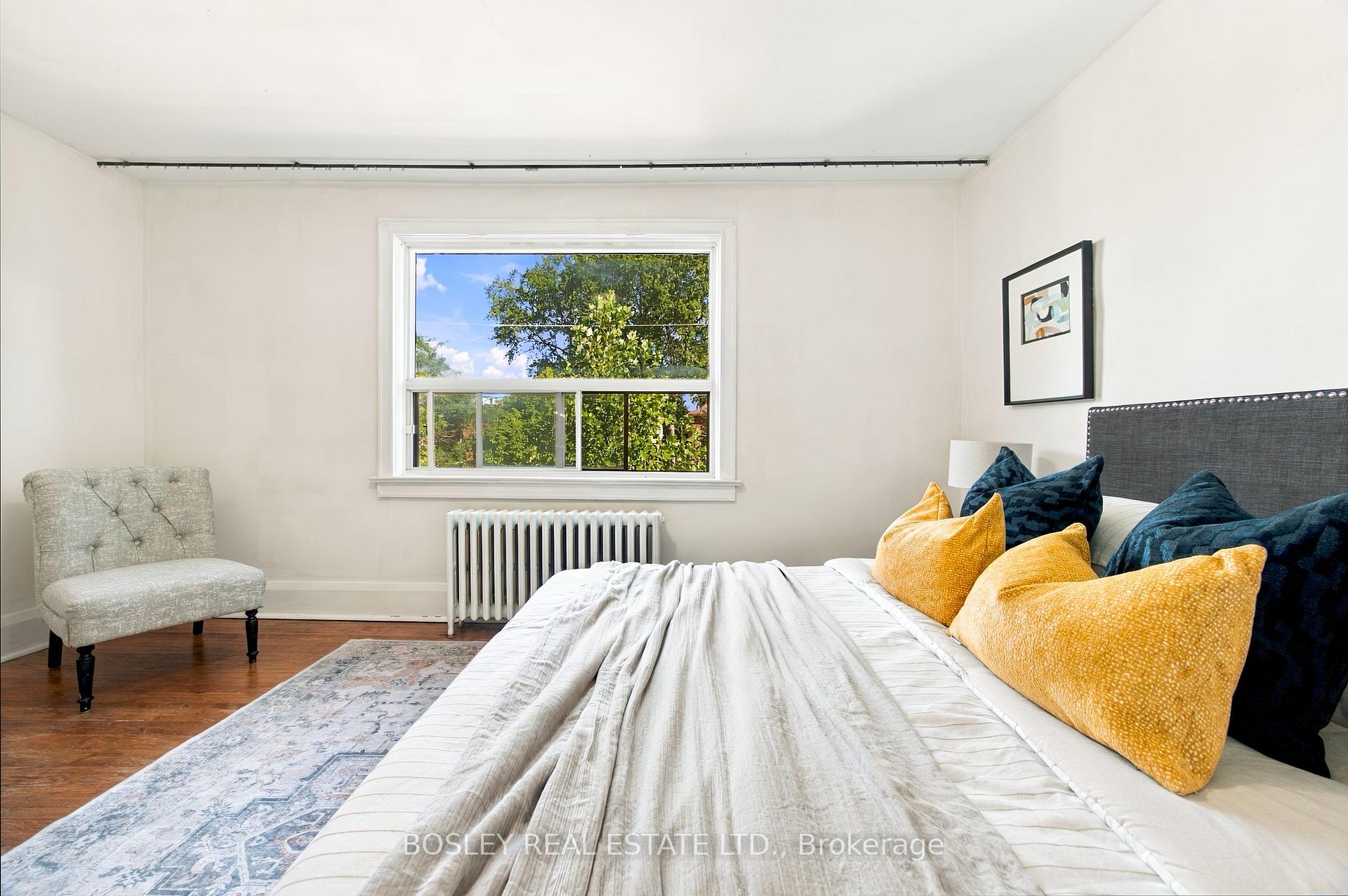 Photo 36 of 59 Kings Park Boulevard, Toronto, Danforth Village-East York — HOMEH