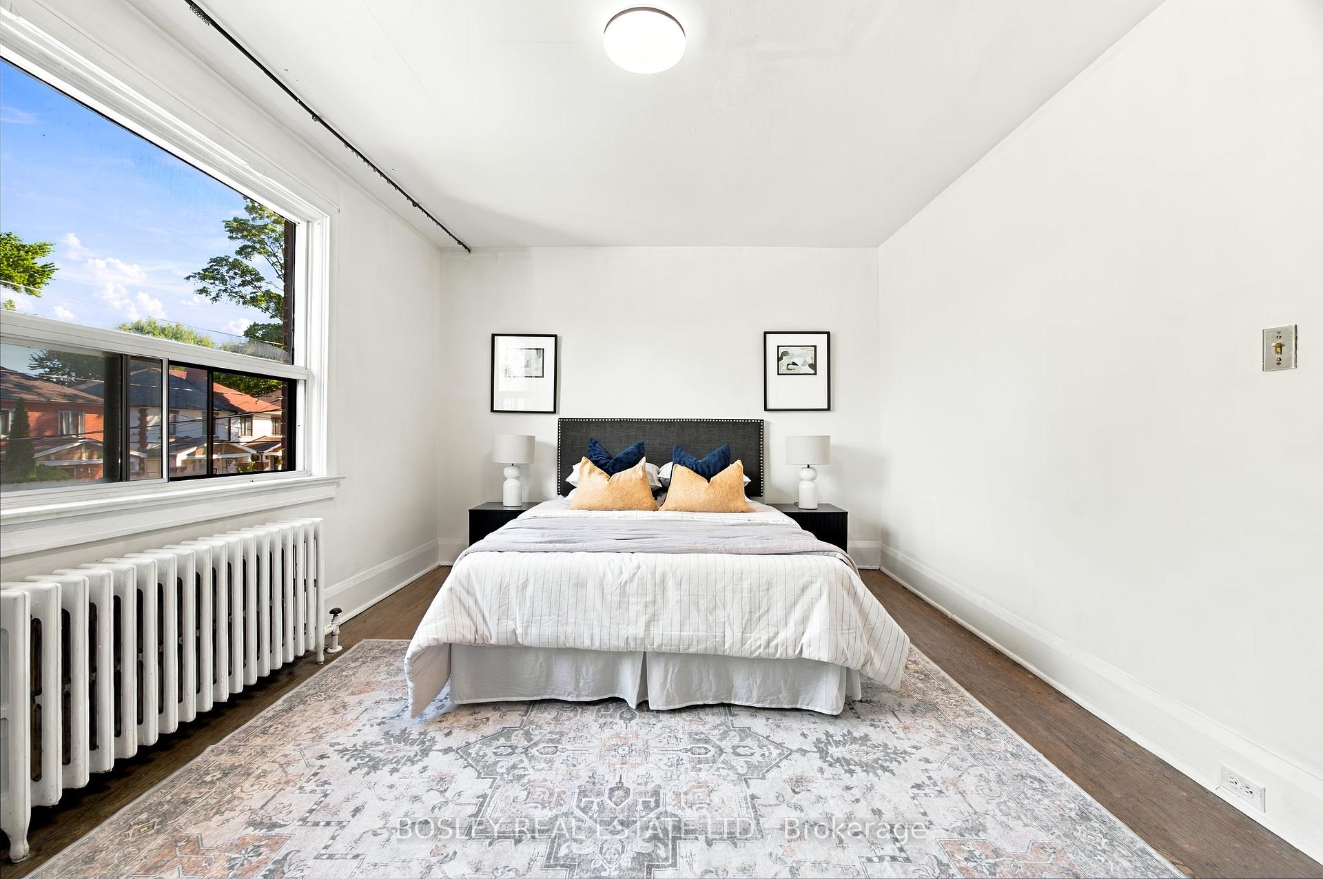 Photo 38 of 59 Kings Park Boulevard, Toronto, Danforth Village-East York — HOMEH