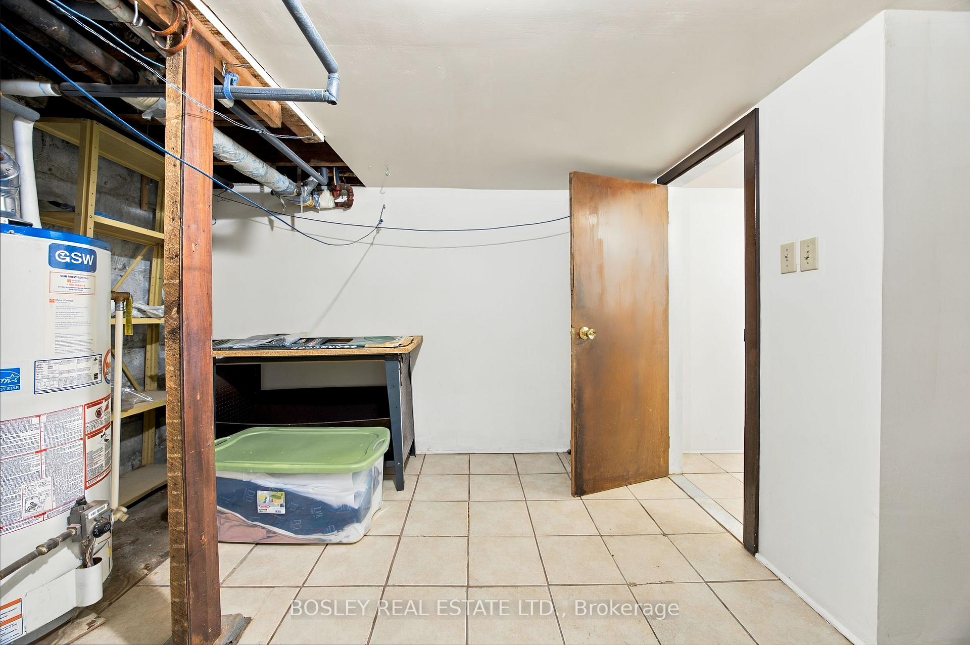 Photo 44 of 59 Kings Park Boulevard, Toronto, Danforth Village-East York — HOMEH