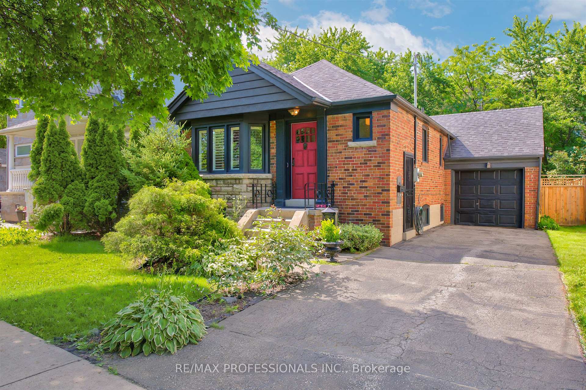 Front of 146 Government Road