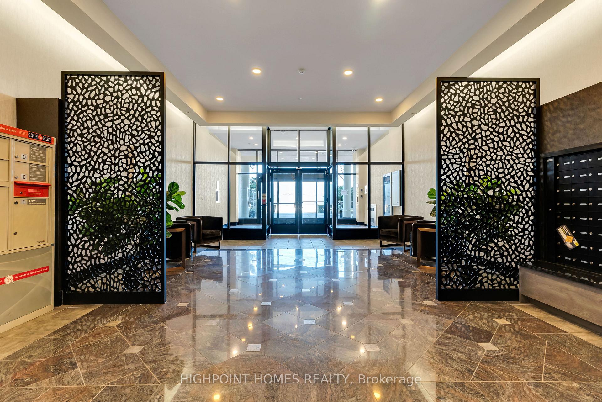 Photo 10 of Unit 421, 1 Leaside Park Drive, Toronto, Thorncliffe Park — HOMEH