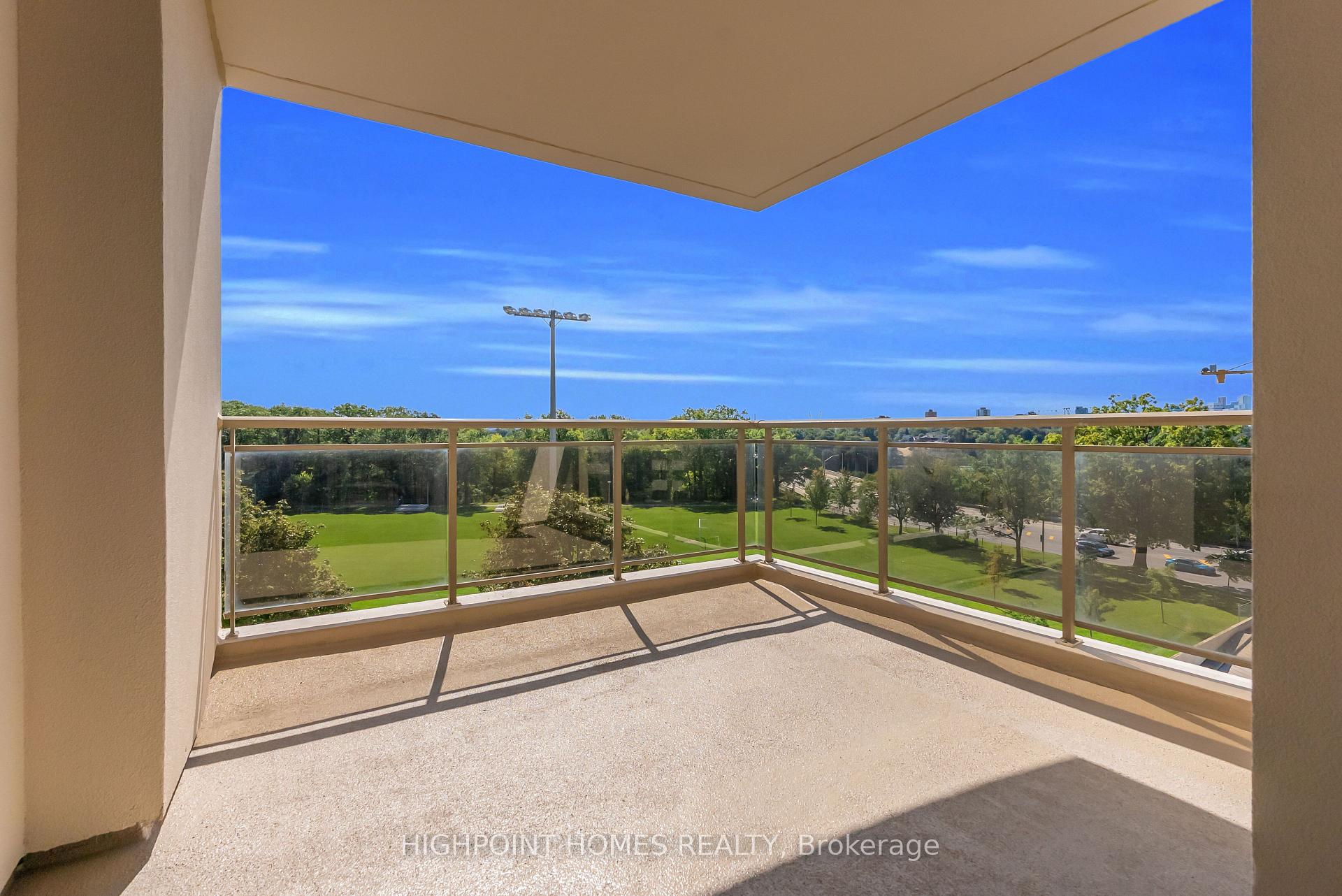 Photo 42 of Unit 421, 1 Leaside Park Drive, Toronto, Thorncliffe Park — HOMEH