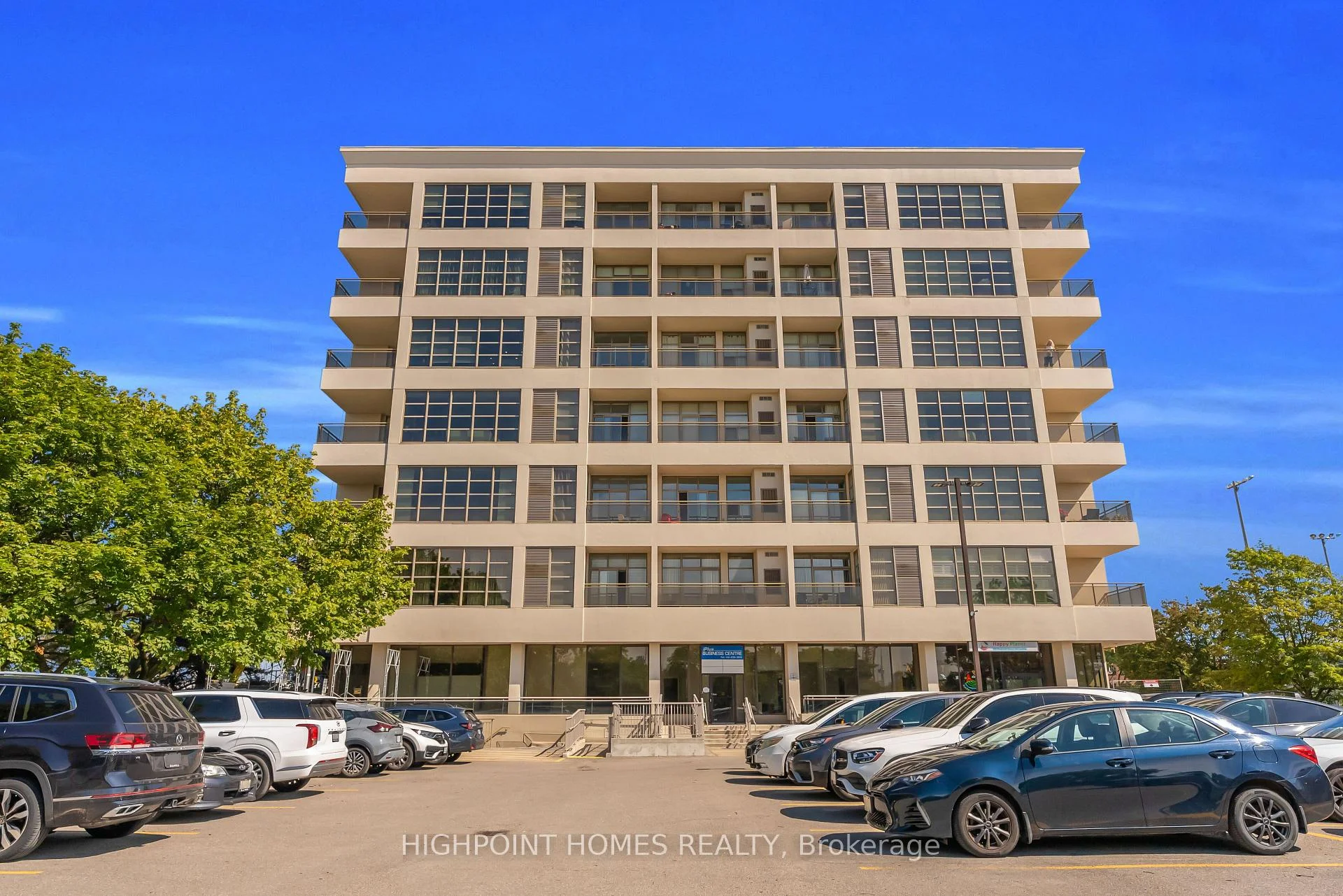 Photo 12 of Unit 421, 1 Leaside Park Drive, Toronto, Thorncliffe Park — HOMEH