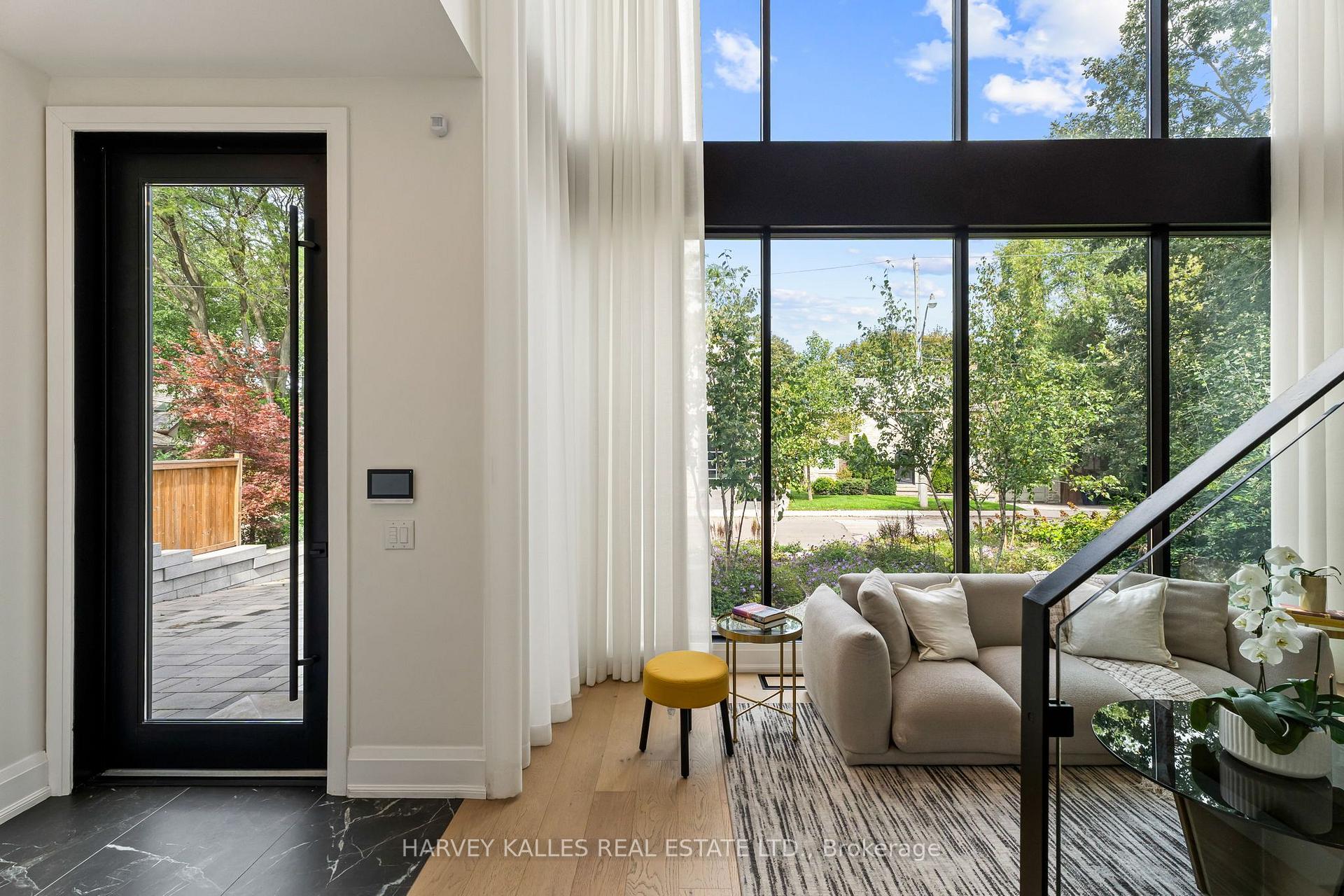 Photo 5 of 75 Lawrence Crescent, Toronto, Lawrence Park South — HOMEH