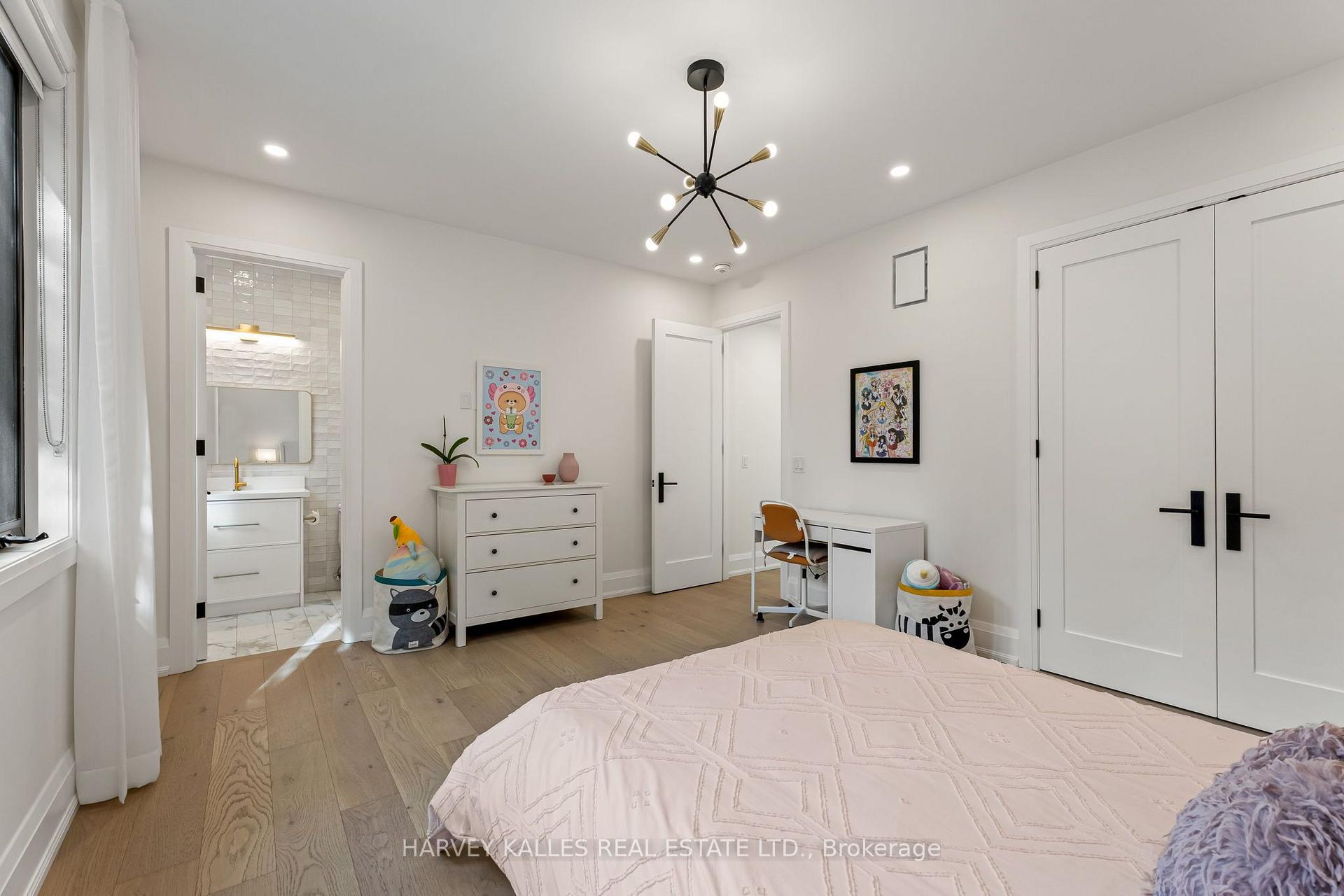 Photo 29 of 75 Lawrence Crescent, Toronto, Lawrence Park South — HOMEH
