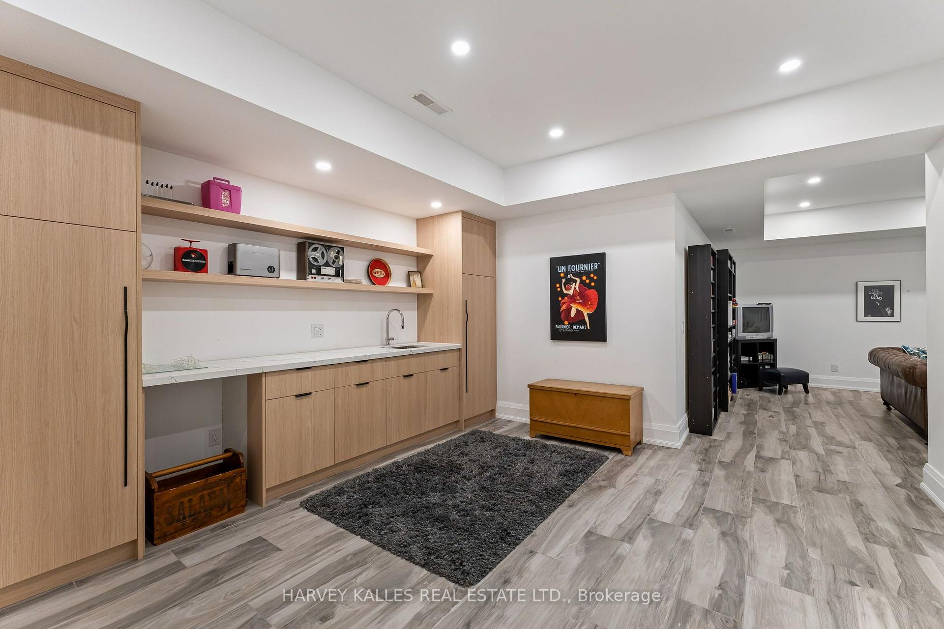 Photo 42 of 75 Lawrence Crescent, Toronto, Lawrence Park South — HOMEH