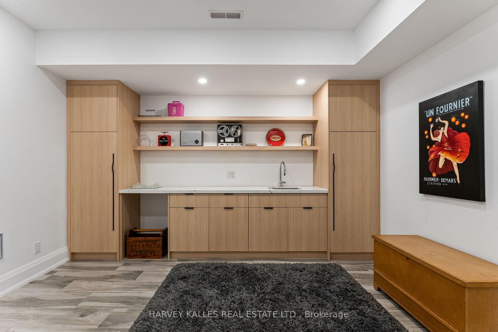 Photo 43 of 75 Lawrence Crescent, Toronto, Lawrence Park South — HOMEH