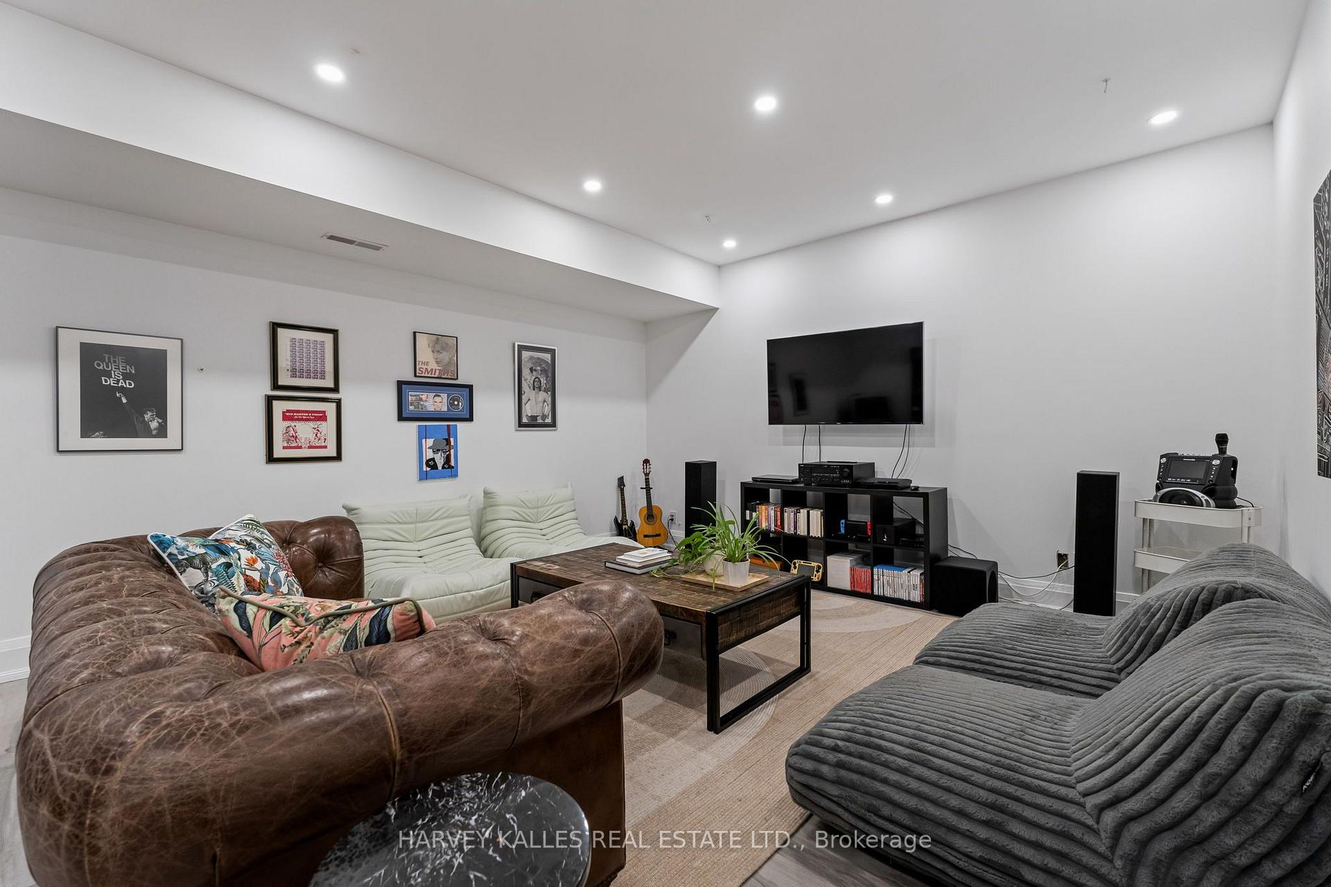 Photo 46 of 75 Lawrence Crescent, Toronto, Lawrence Park South — HOMEH
