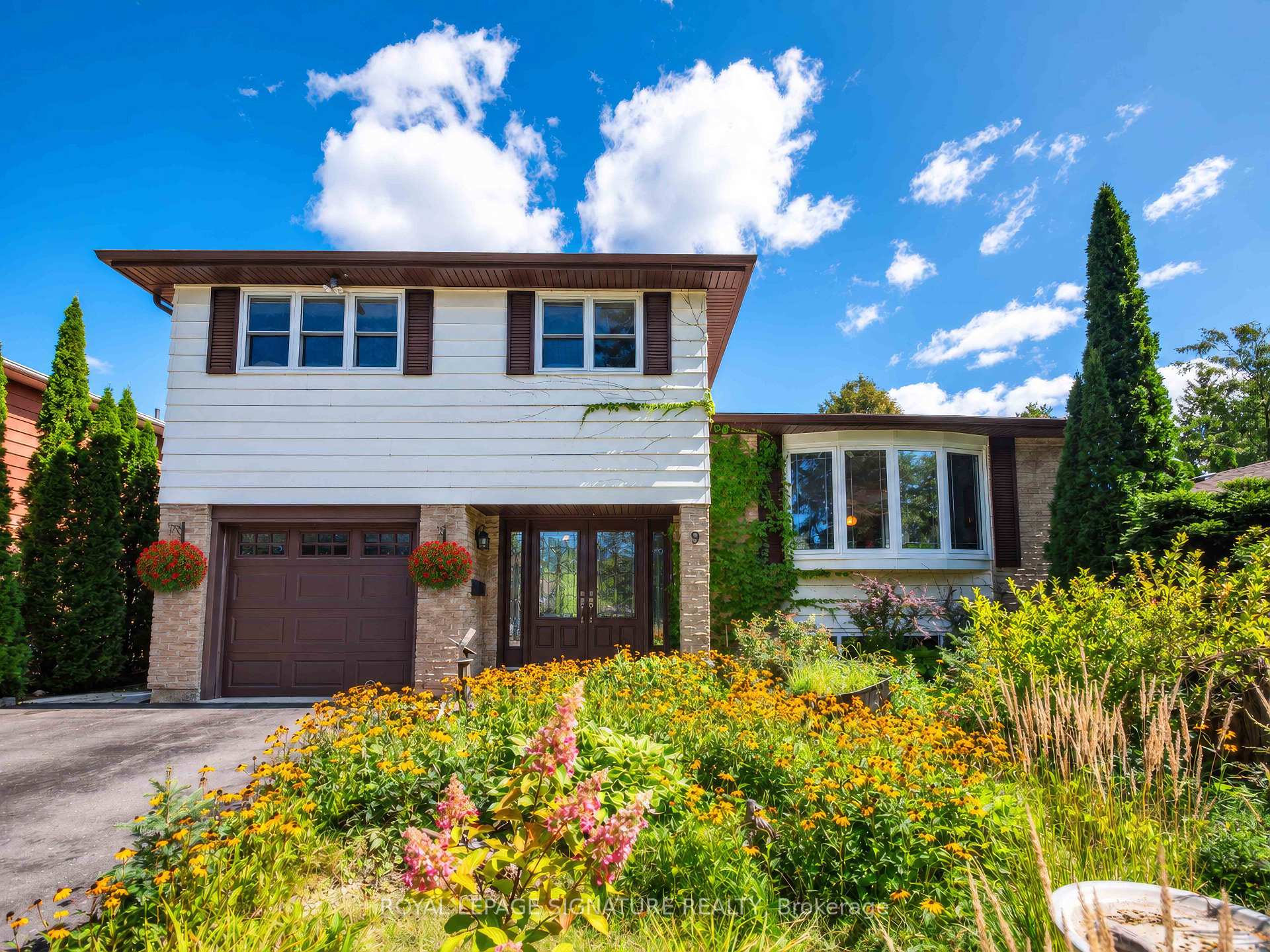 Photo 1 of 9 Birch Court, Aurora, Aurora Village — HOMEH