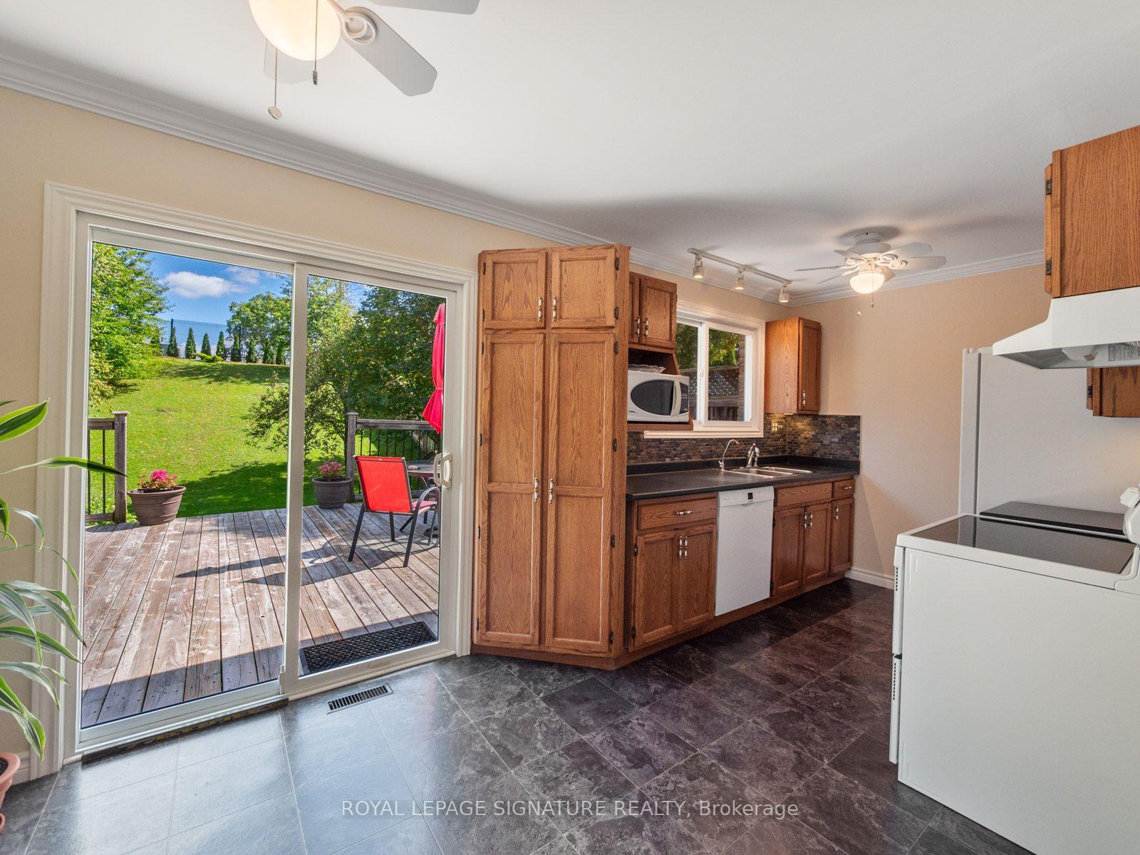 Photo 15 of 9 Birch Court, Aurora, Aurora Village — HOMEH