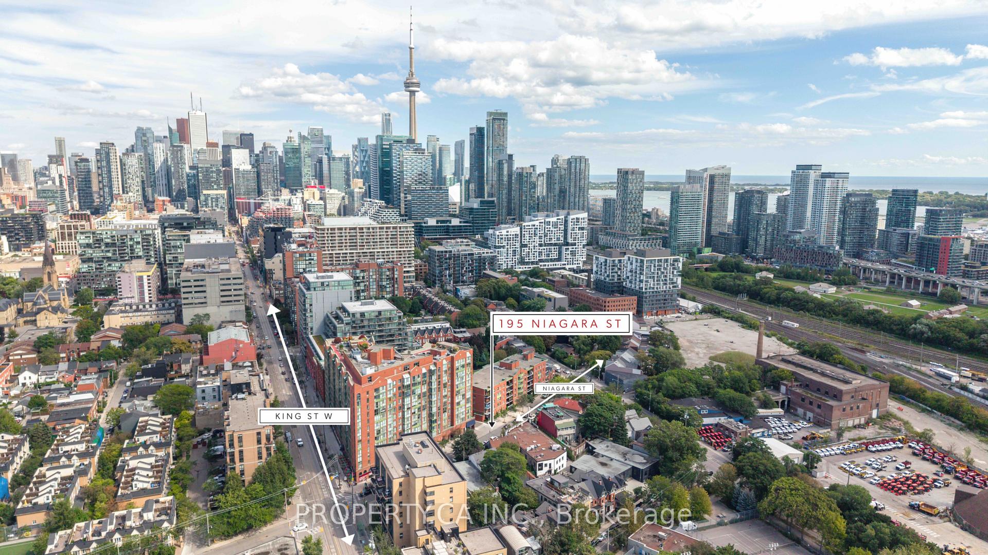 Photo 2 of 195 Niagara Street, Toronto, Niagara — HOMEH