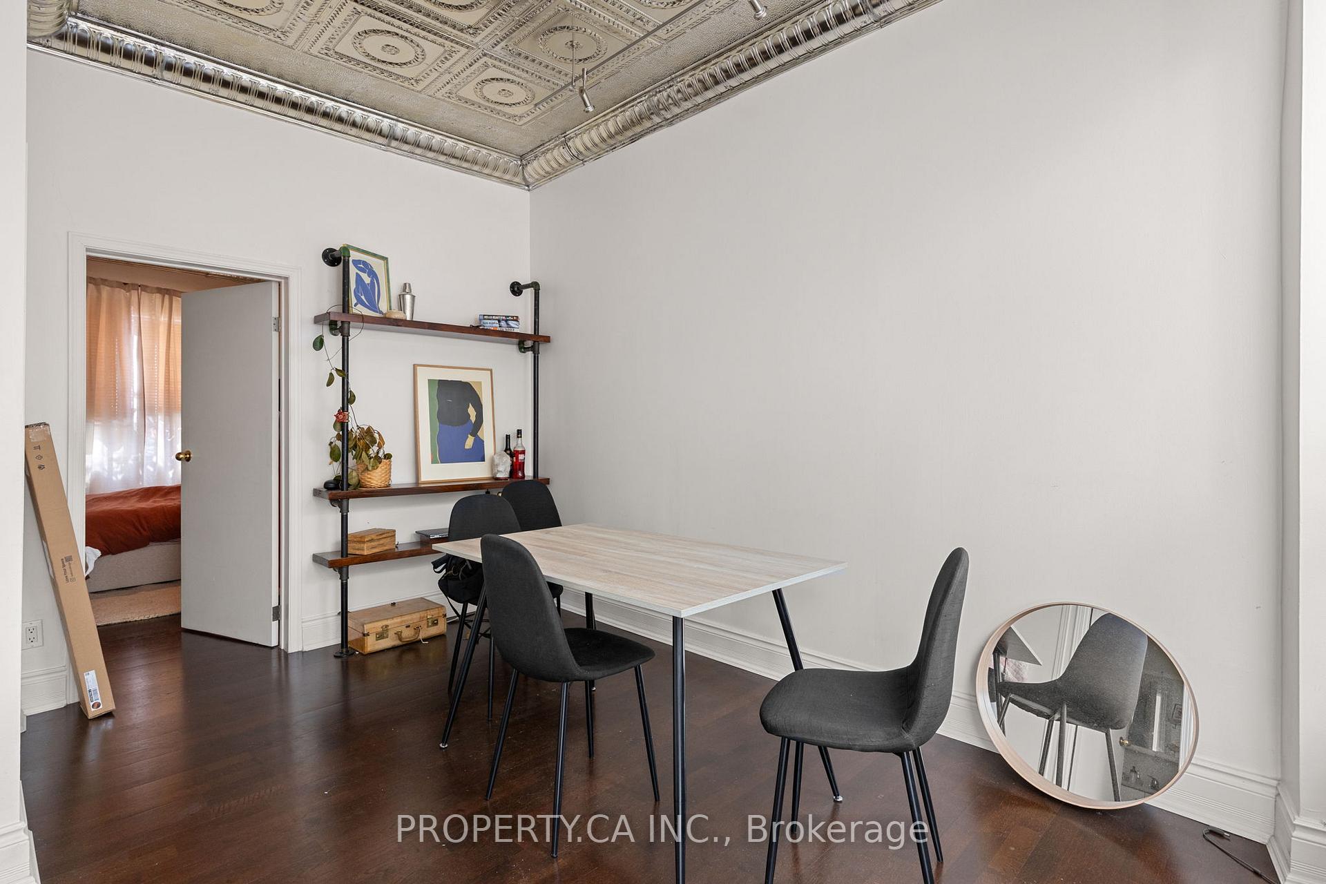 Photo 9 of 195 Niagara Street, Toronto, Niagara — HOMEH