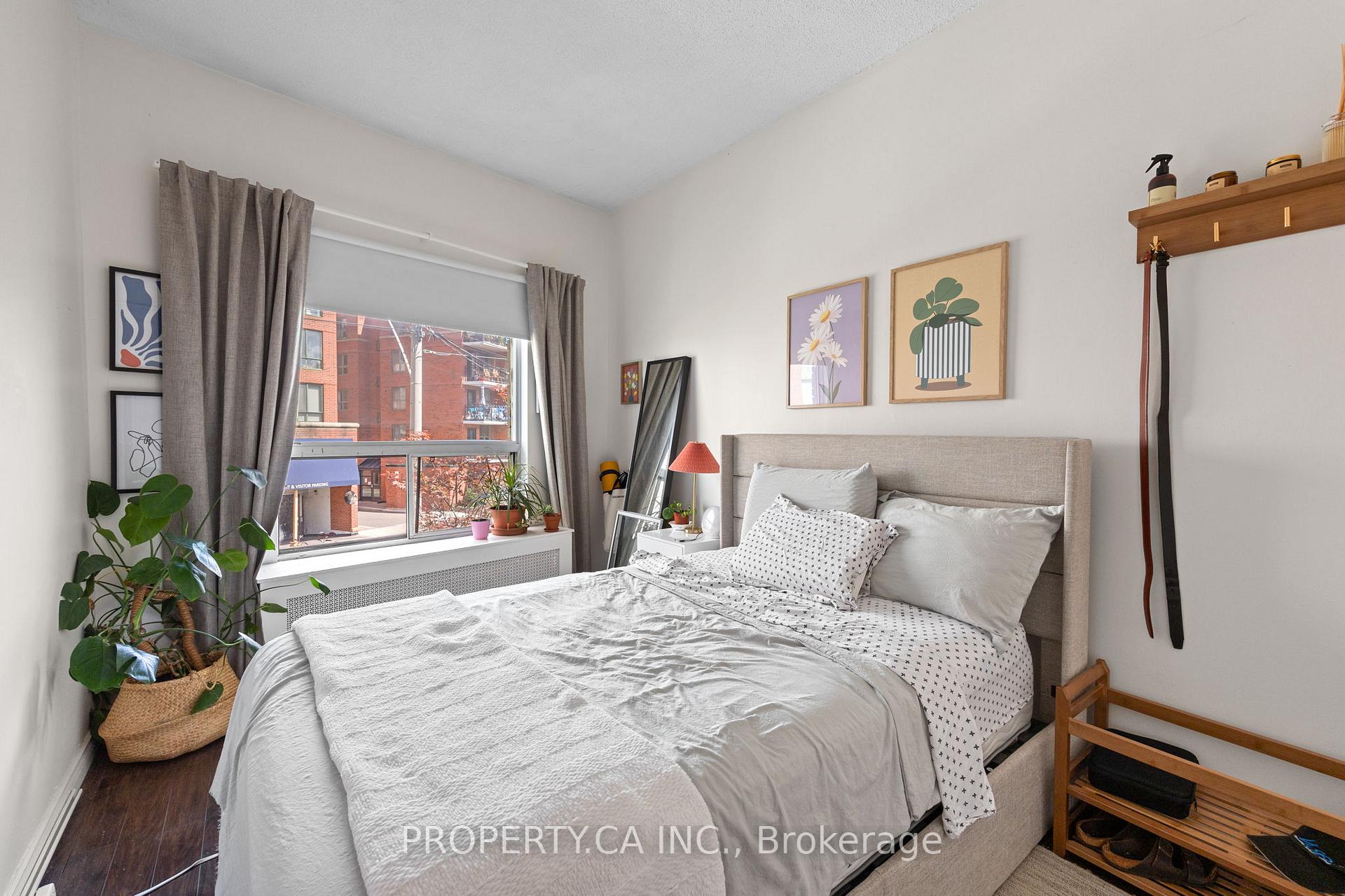 Photo 18 of 195 Niagara Street, Toronto, Niagara — HOMEH
