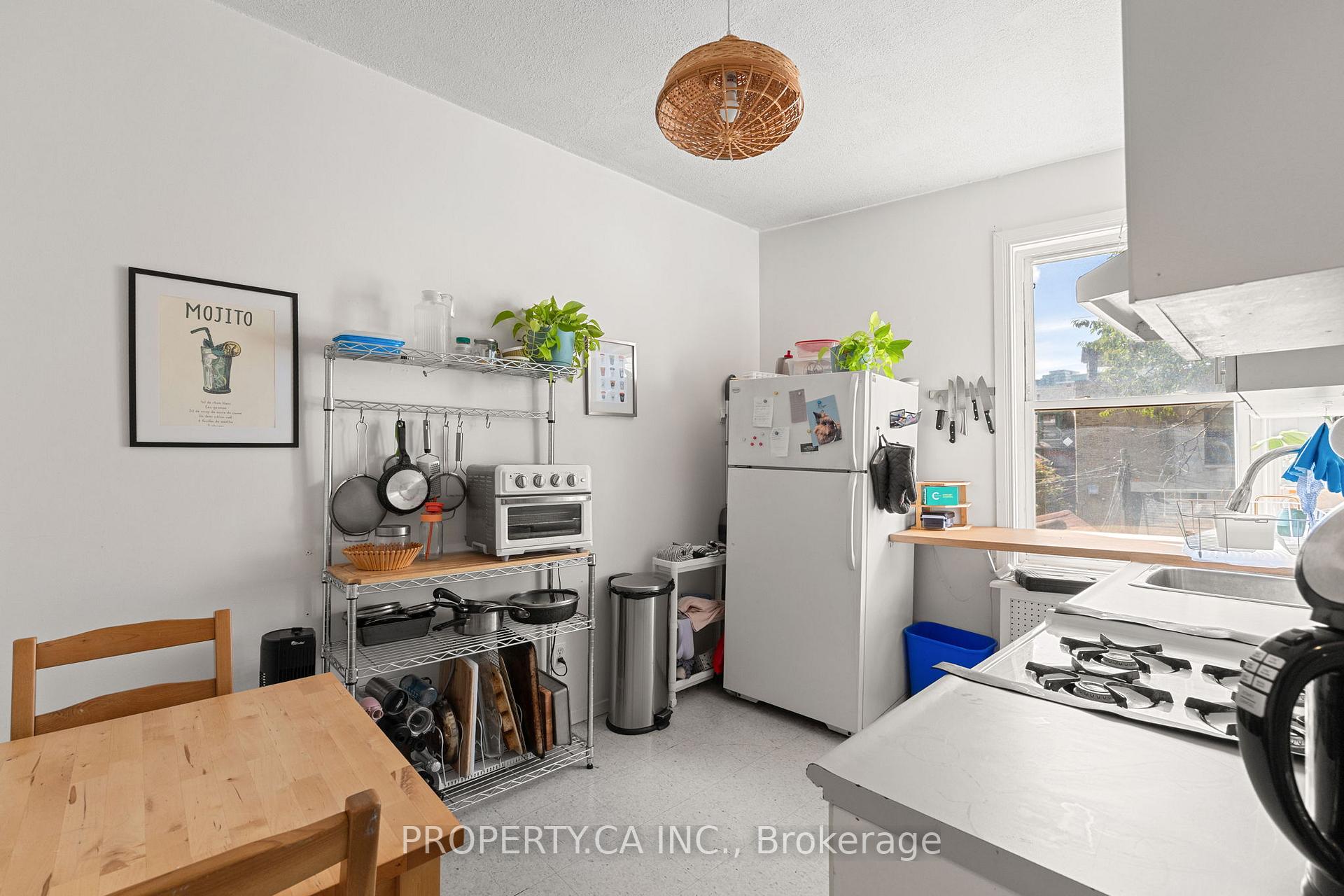 Photo 20 of 195 Niagara Street, Toronto, Niagara — HOMEH