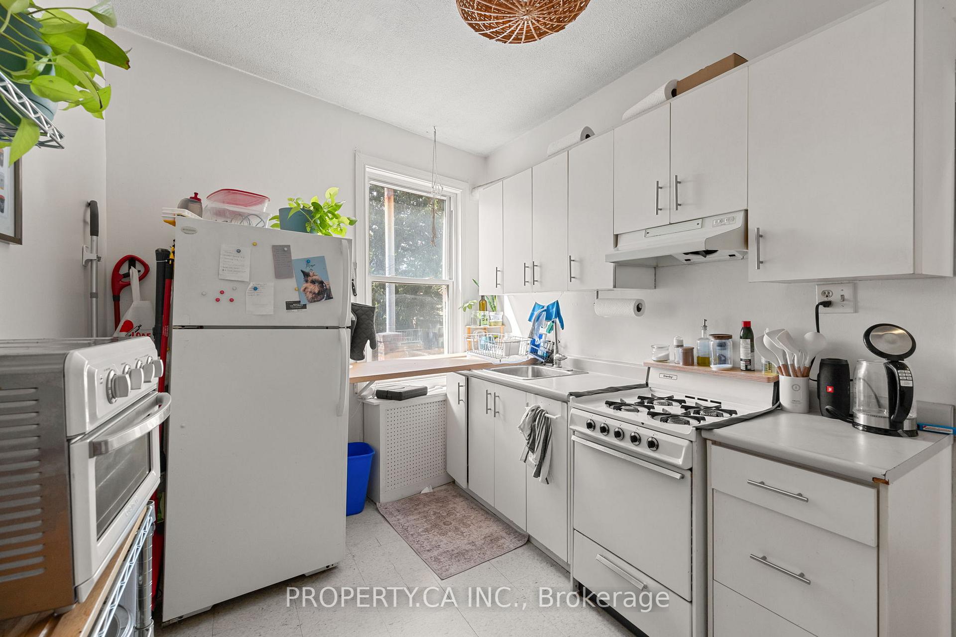 Photo 21 of 195 Niagara Street, Toronto, Niagara — HOMEH
