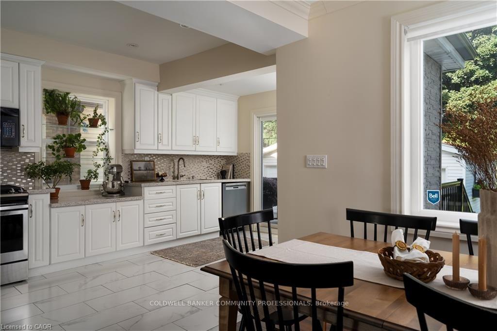 Photo 12 of 50 Norway Avenue, Hamilton, Blakeley — HOMEH
