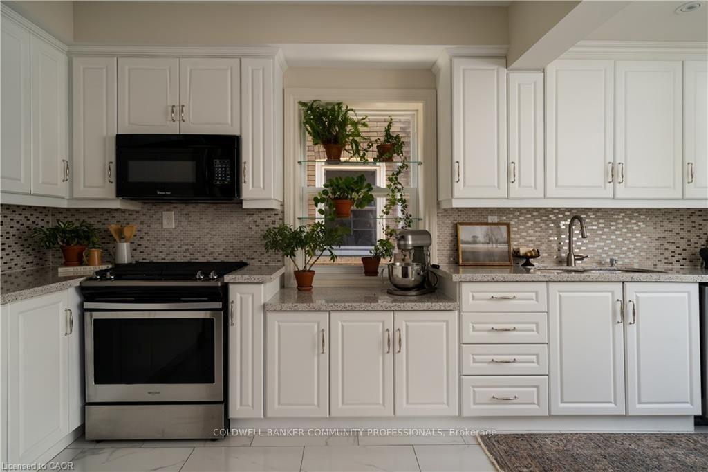 Photo 13 of 50 Norway Avenue, Hamilton, Blakeley — HOMEH