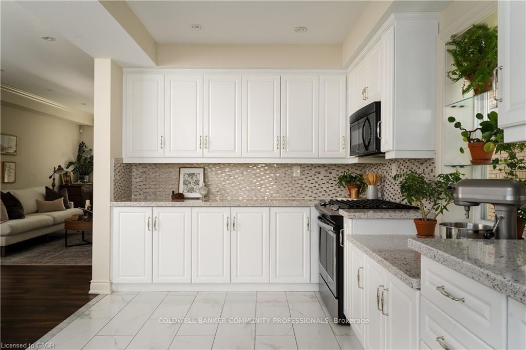 Photo 15 of 50 Norway Avenue, Hamilton, Blakeley — HOMEH