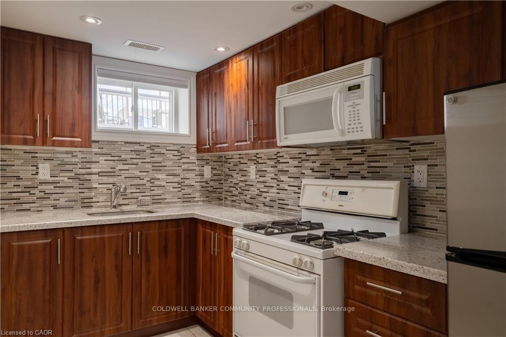 Photo 36 of 50 Norway Avenue, Hamilton, Blakeley — HOMEH
