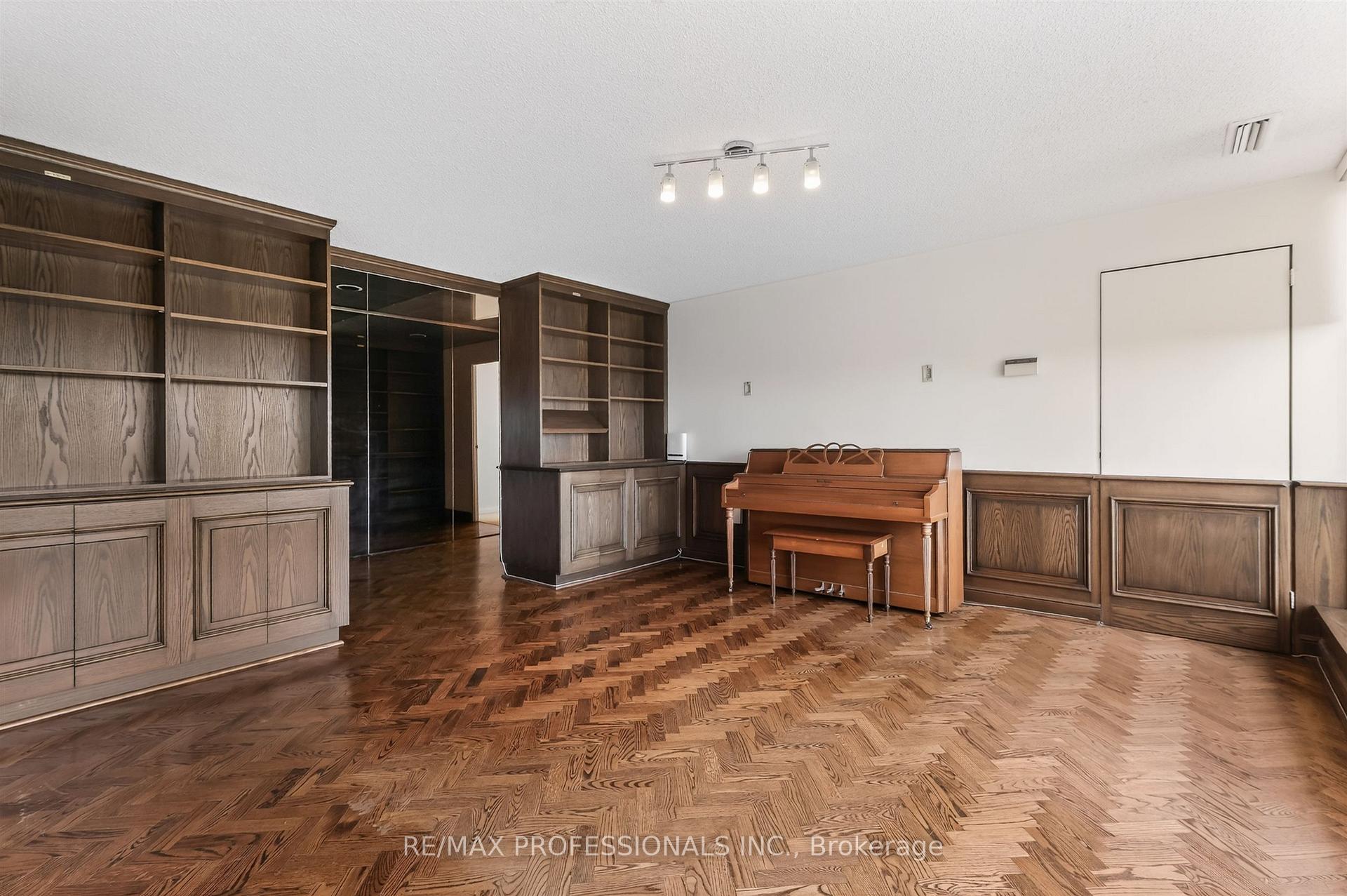 Photo 23 of Unit 2205, 1400 Dixie Road, Mississauga, Lakeview — HOMEH