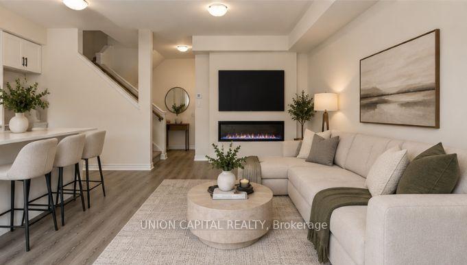 Photo 4 of Unit 118, 10 Birmingham Drive, Cambridge, Hillcrest/Forbes Park — HOMEH