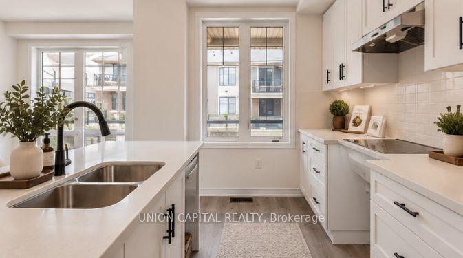 Photo 8 of Unit 118, 10 Birmingham Drive, Cambridge, Hillcrest/Forbes Park — HOMEH