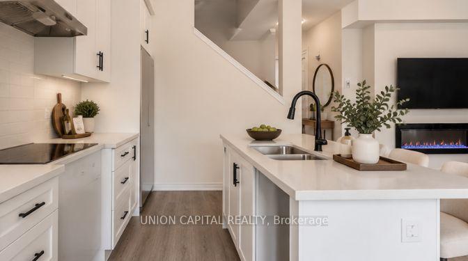 Photo 9 of Unit 118, 10 Birmingham Drive, Cambridge, Hillcrest/Forbes Park — HOMEH