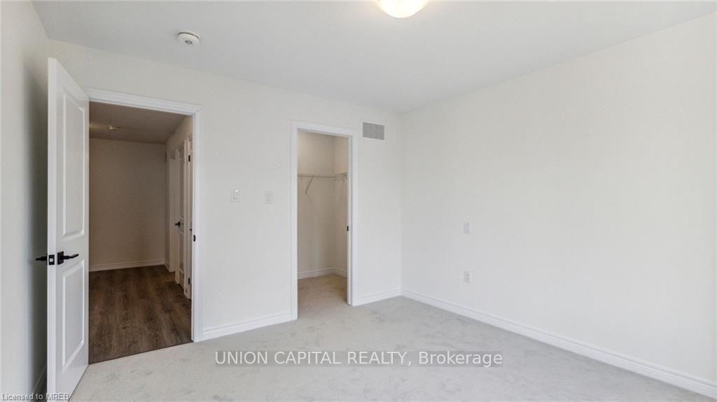 Photo 24 of Unit 118, 10 Birmingham Drive, Cambridge, Hillcrest/Forbes Park — HOMEH