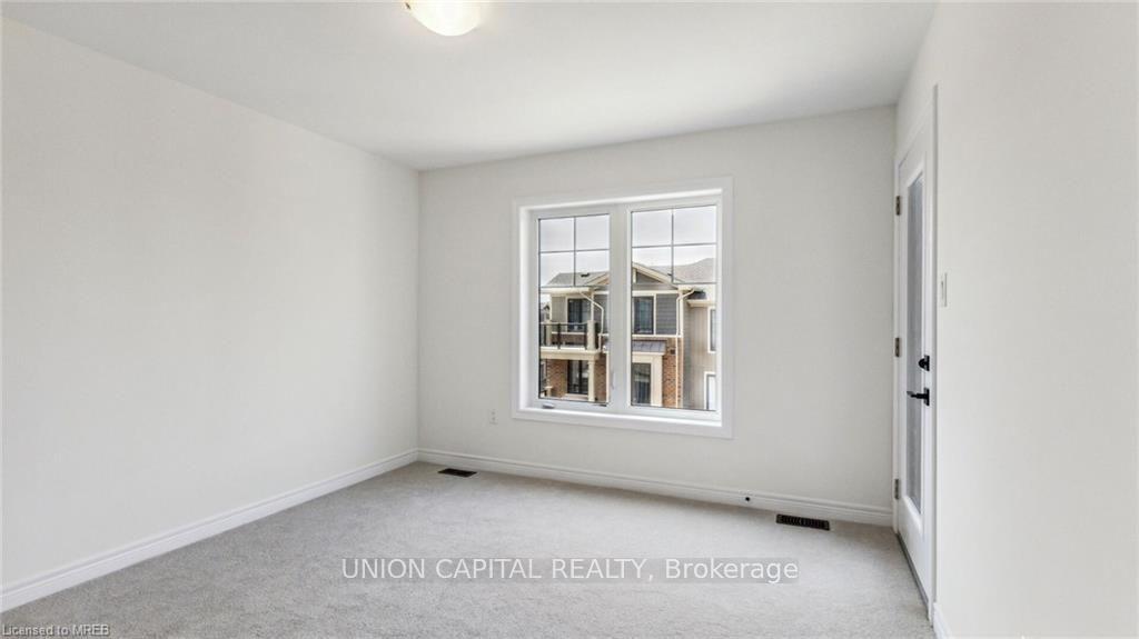 Photo 25 of Unit 118, 10 Birmingham Drive, Cambridge, Hillcrest/Forbes Park — HOMEH