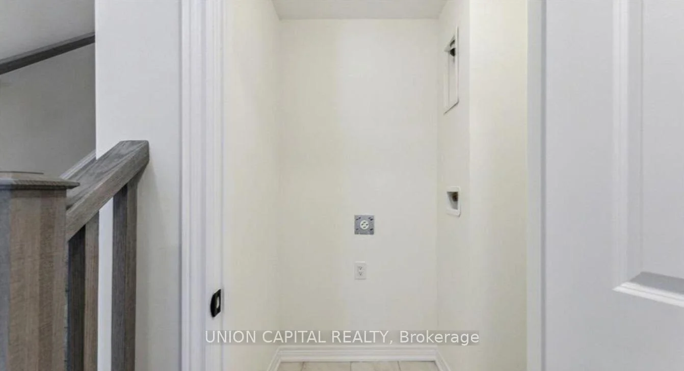 Photo 17 of Unit 118, 10 Birmingham Drive, Cambridge, Hillcrest/Forbes Park — HOMEH