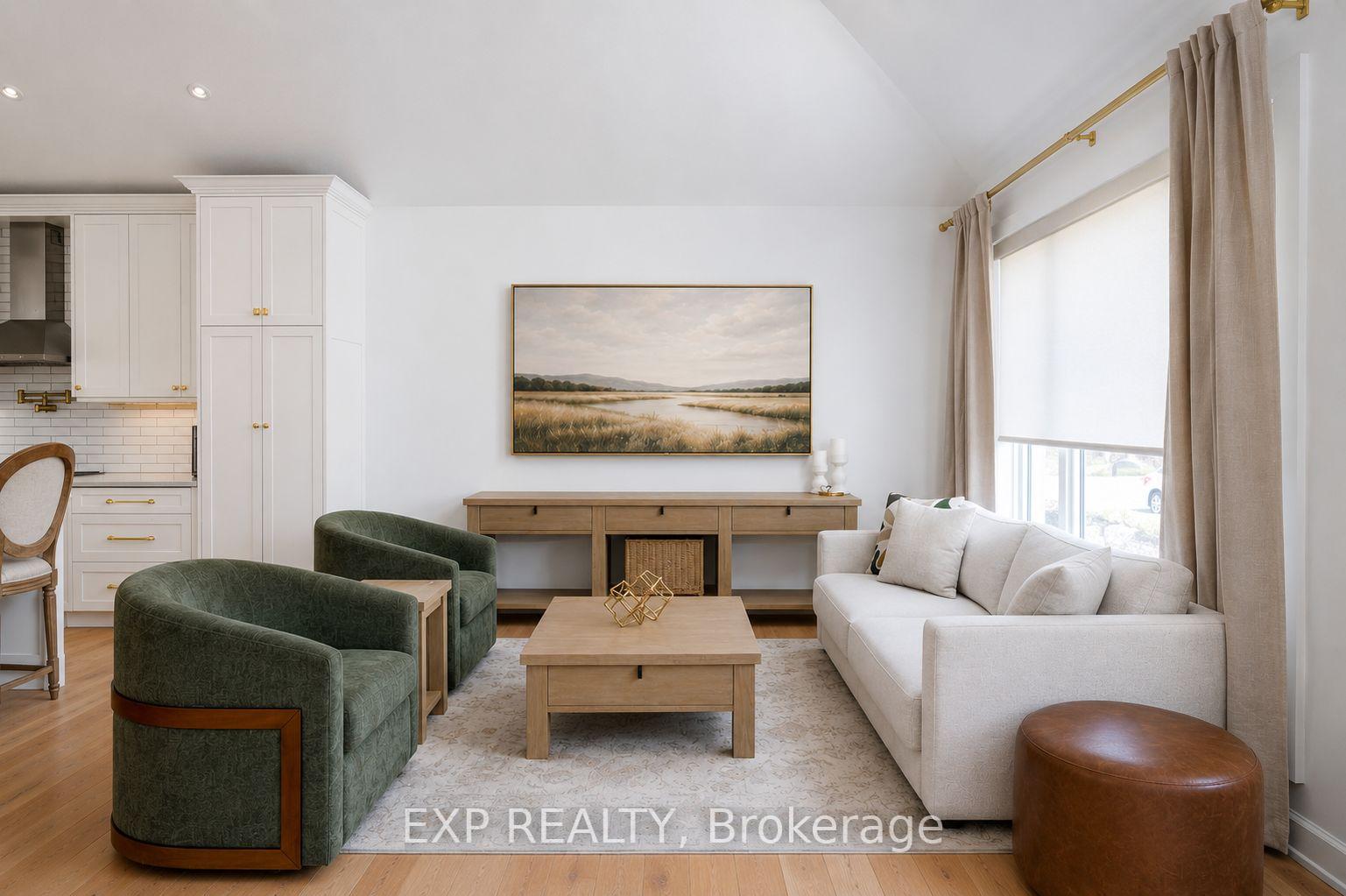 Photo 5 of 1761 Coram Crescent, Mississauga, Applewood — HOMEH