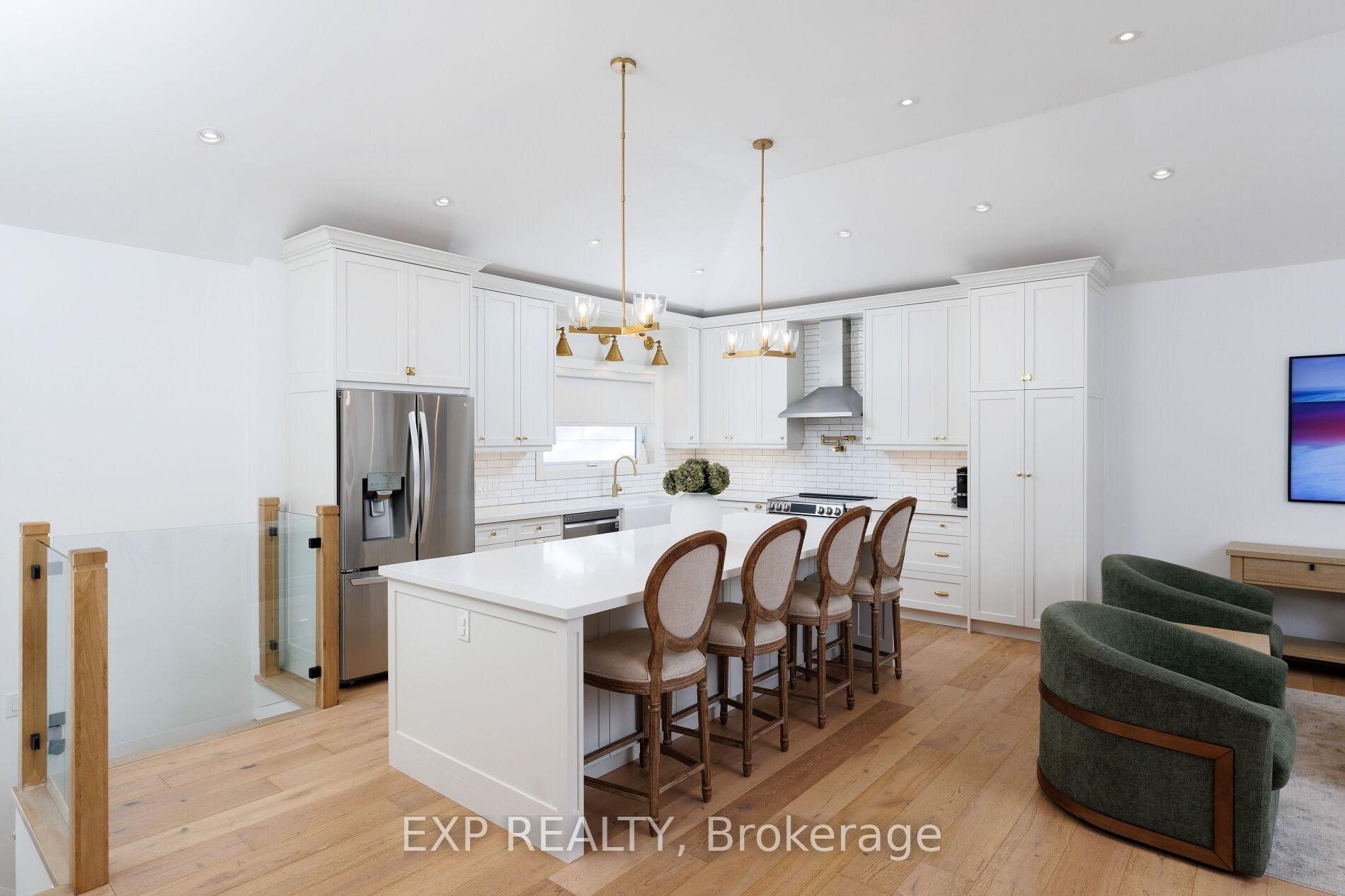 Photo 6 of 1761 Coram Crescent, Mississauga, Applewood — HOMEH
