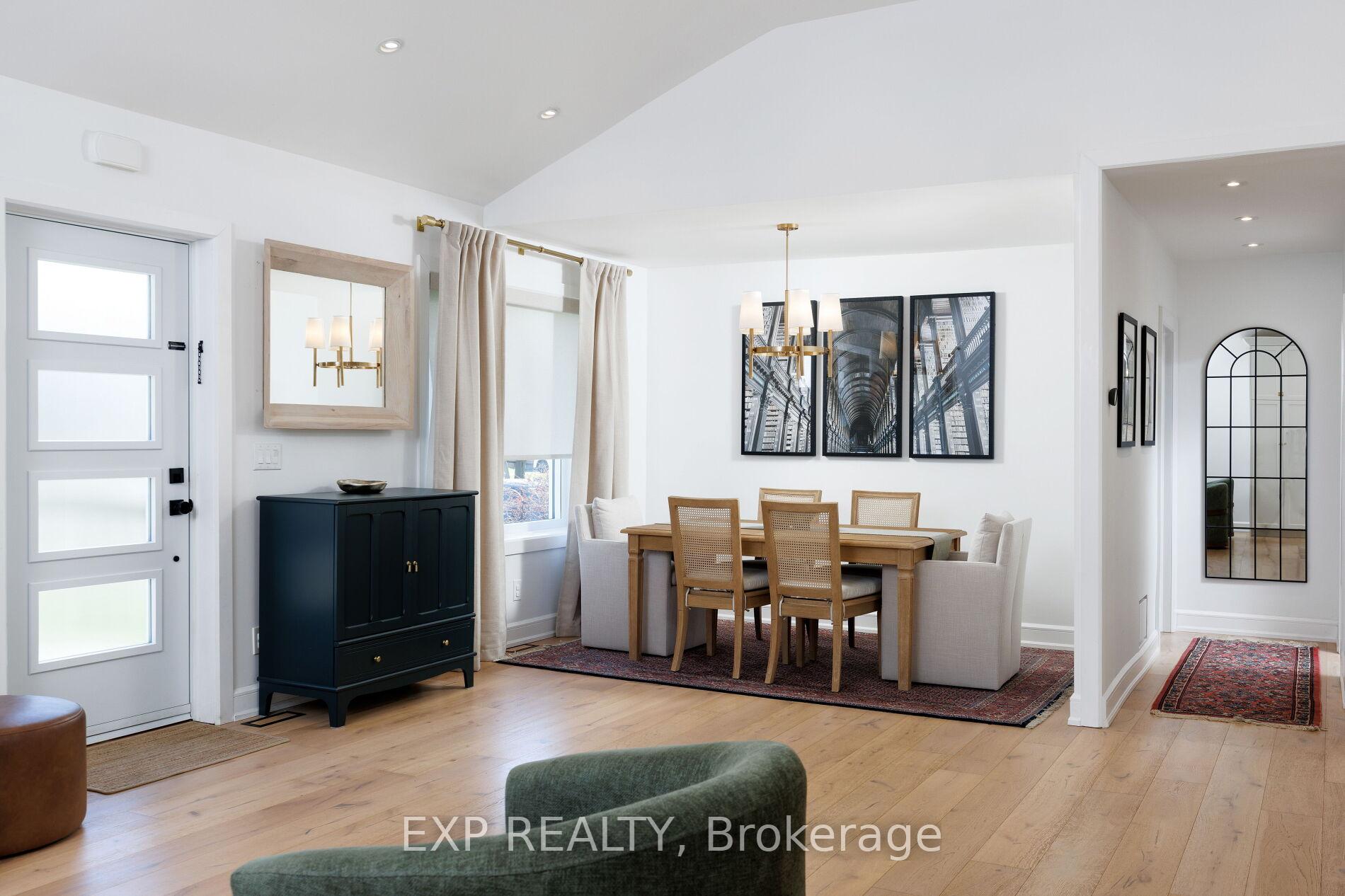 Photo 7 of 1761 Coram Crescent, Mississauga, Applewood — HOMEH