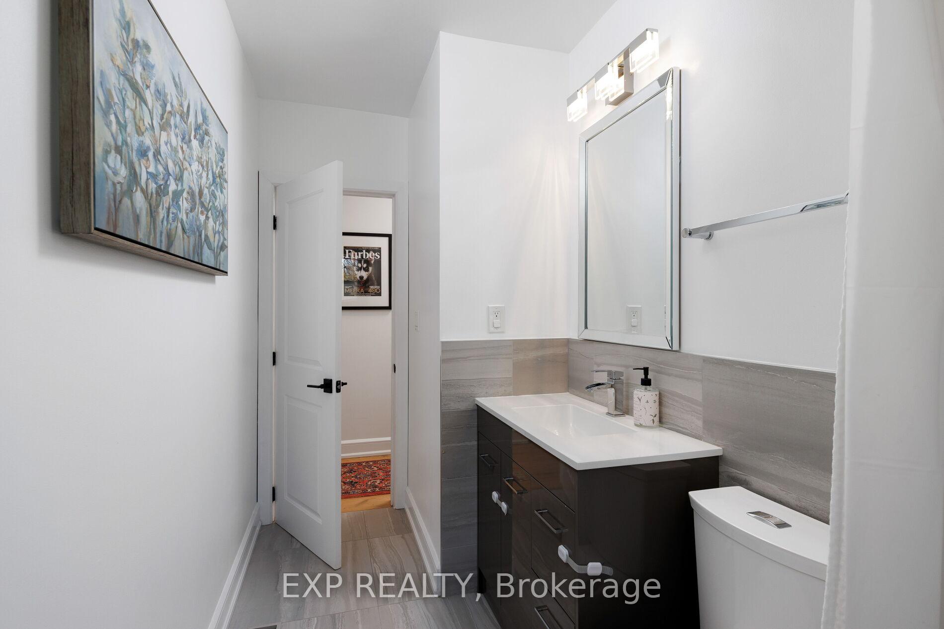 Photo 22 of 1761 Coram Crescent, Mississauga, Applewood — HOMEH