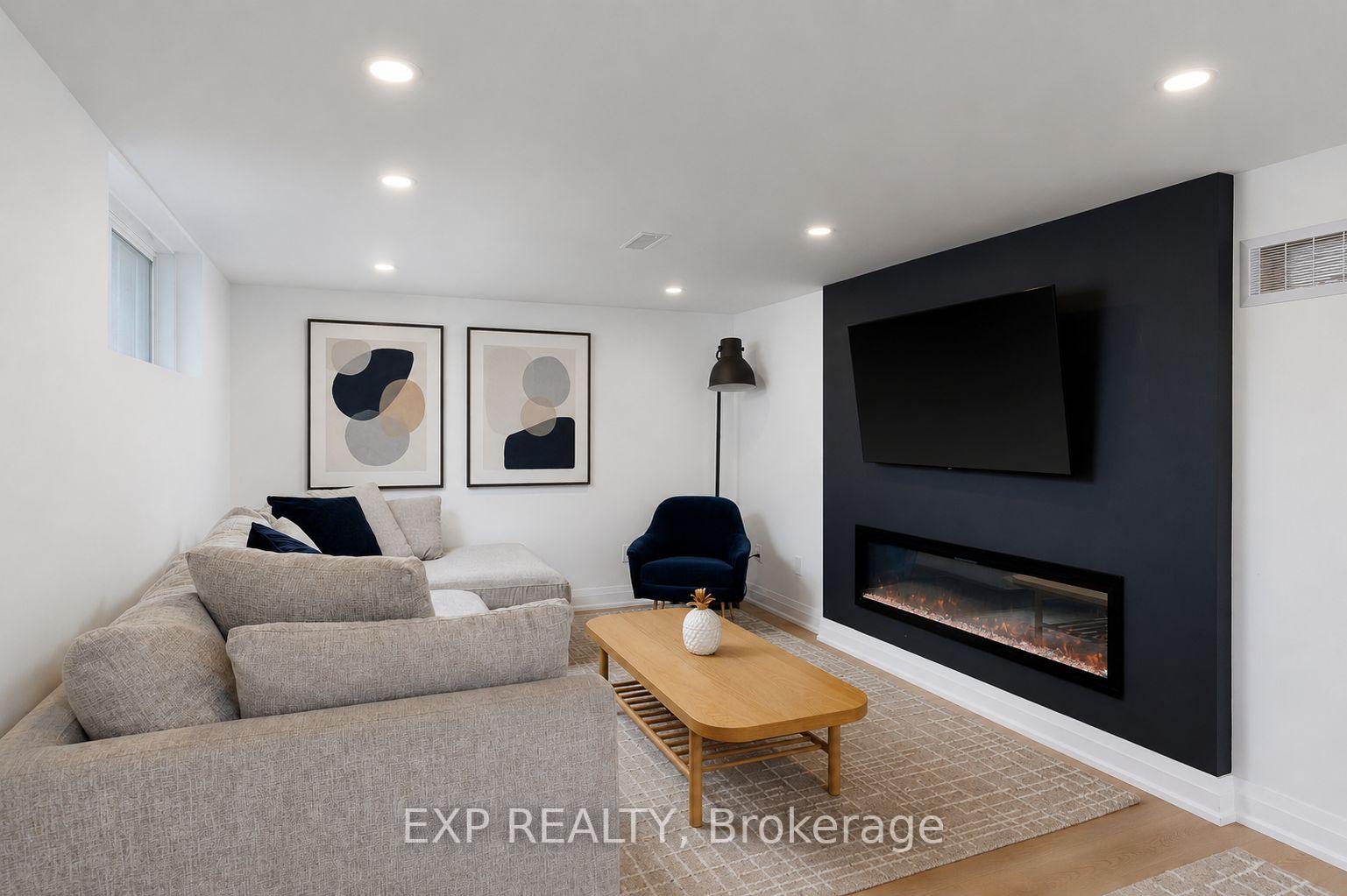 Photo 23 of 1761 Coram Crescent, Mississauga, Applewood — HOMEH