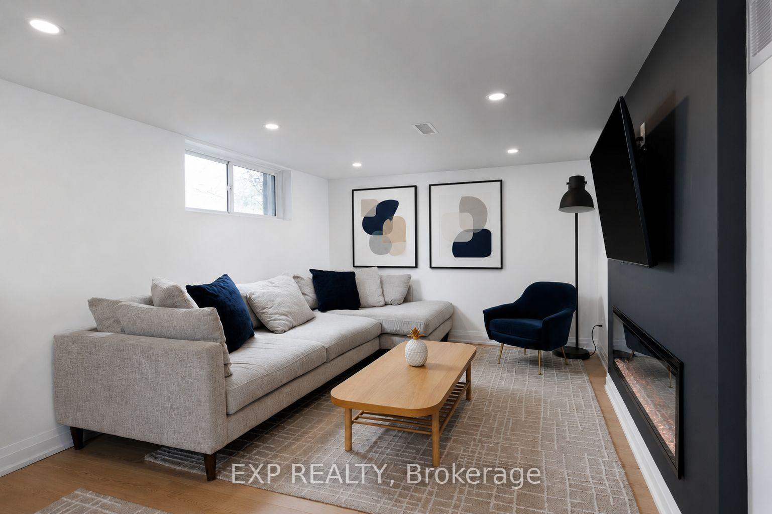 Photo 24 of 1761 Coram Crescent, Mississauga, Applewood — HOMEH