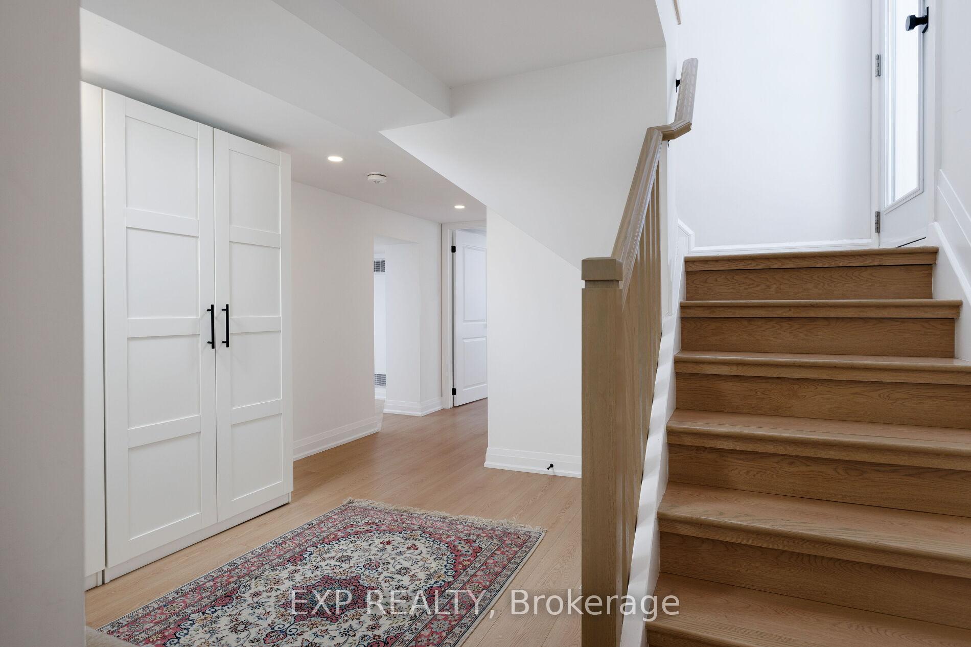 Photo 28 of 1761 Coram Crescent, Mississauga, Applewood — HOMEH