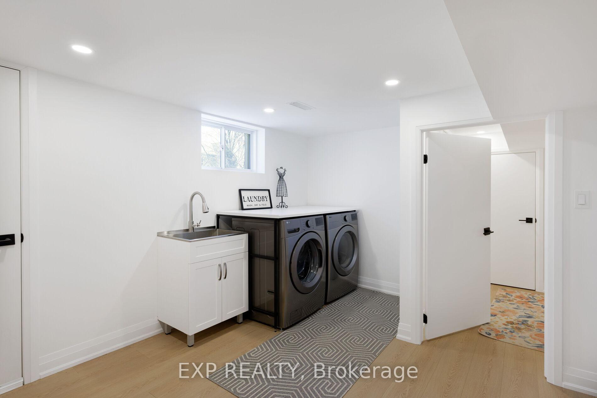 Photo 34 of 1761 Coram Crescent, Mississauga, Applewood — HOMEH