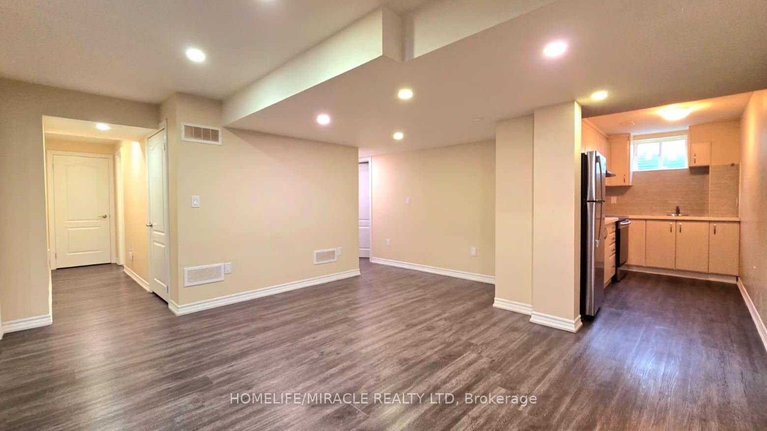 Photo 6 of Unit Lower, 91 Tysonville Circle, Brampton, Northwest Brampton — HOMEH