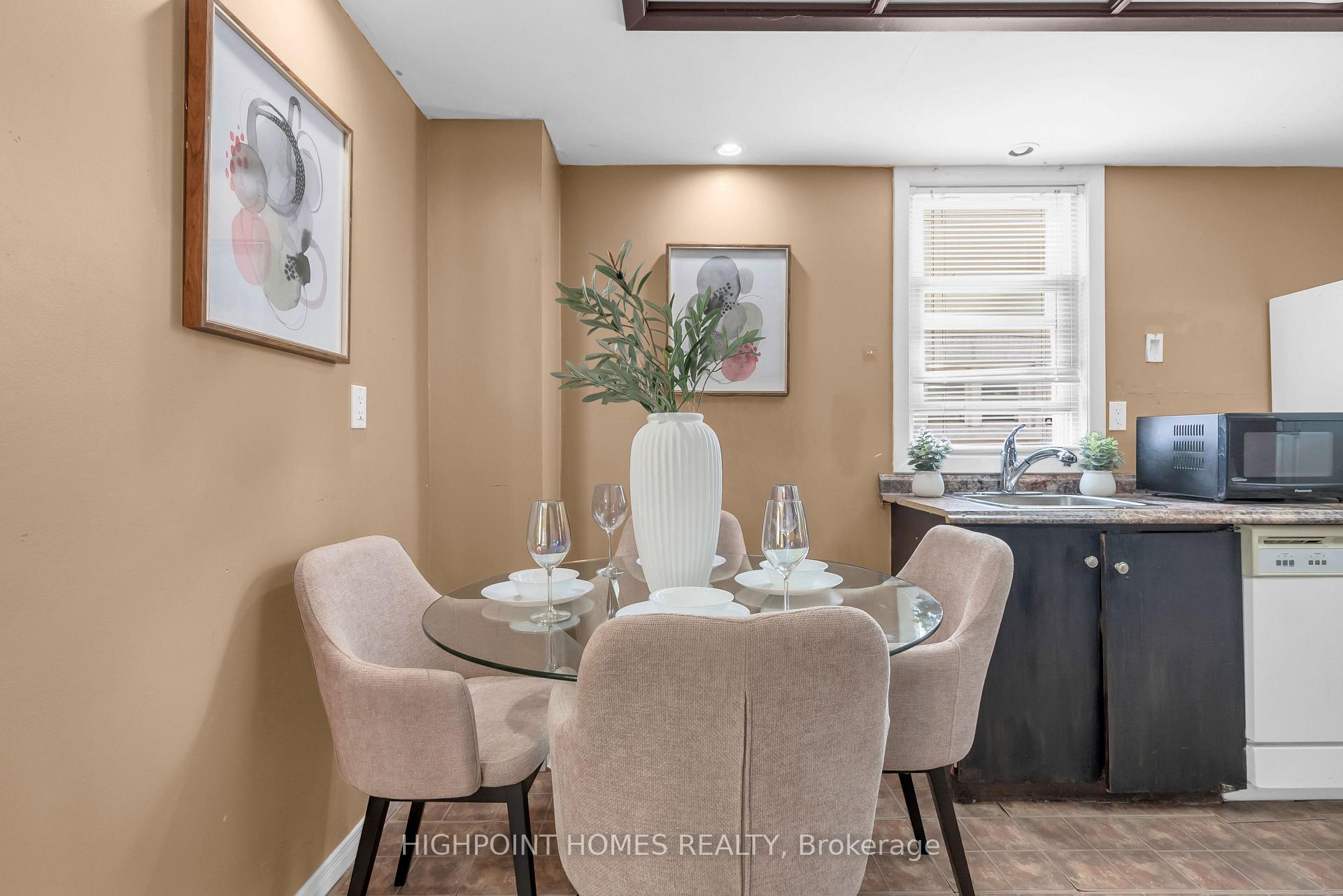 Photo 14 of 104 Park Road S, Oshawa, Vanier — HOMEH