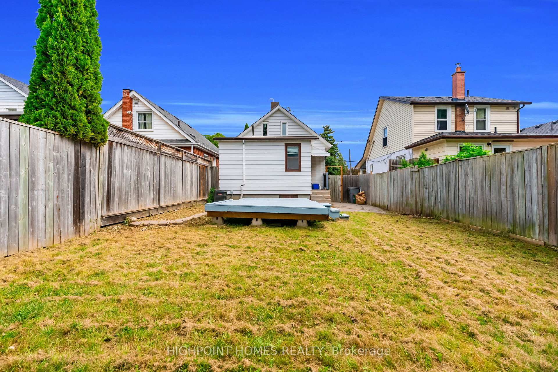 Photo 28 of 104 Park Road S, Oshawa, Vanier — HOMEH