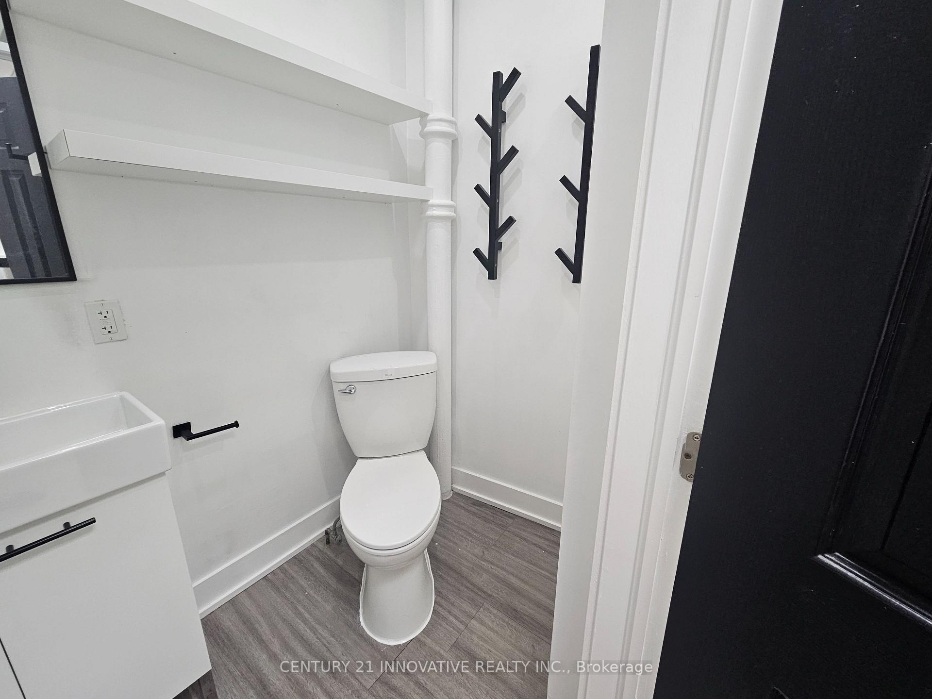 Photo 5 of Unit 102, 75 Main Street N, Brampton, Downtown Brampton — HOMEH