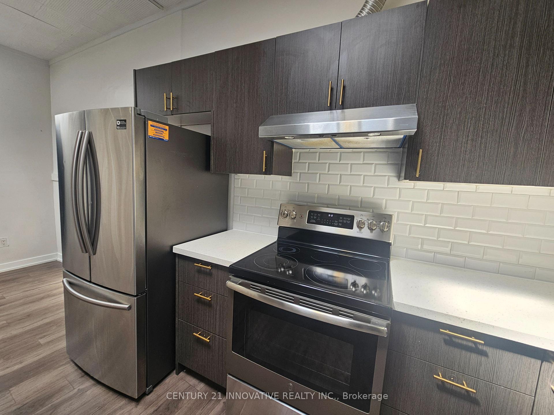 Photo 8 of Unit 102, 75 Main Street N, Brampton, Downtown Brampton — HOMEH