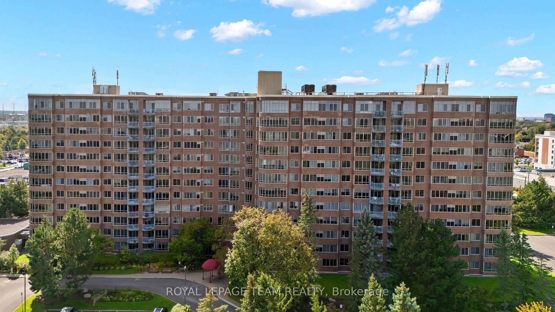 Photo 1 of Unit 406, 100 Grant Carman Drive, Ottawa, Borden Farm/Stewart Farm/Carleton Heights/Parkwood Hills — HOMEH