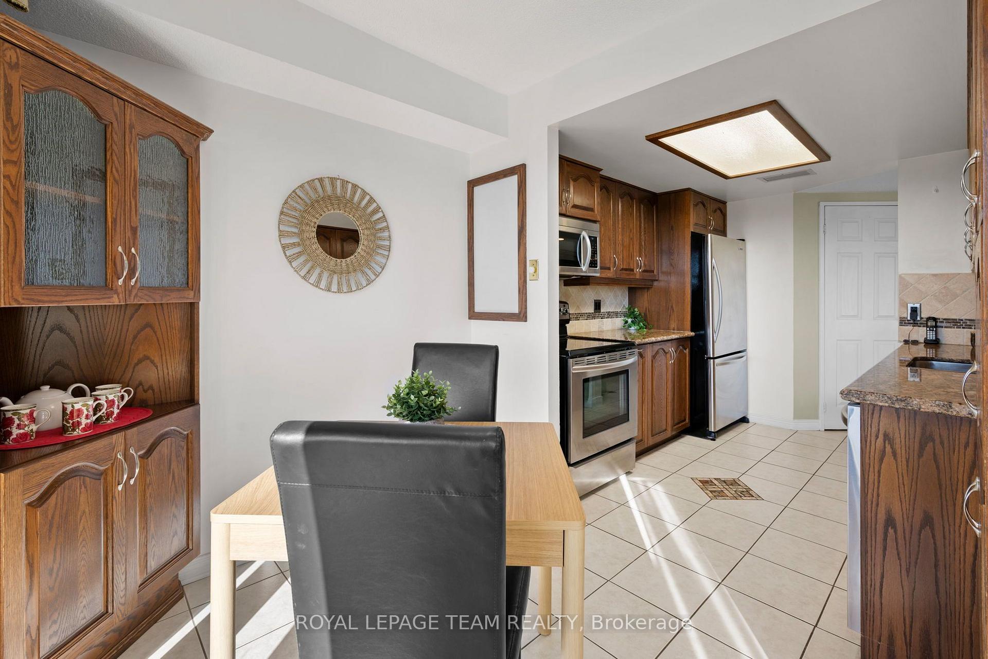 Photo 16 of Unit 406, 100 Grant Carman Drive, Ottawa, Borden Farm/Stewart Farm/Carleton Heights/Parkwood Hills — HOMEH
