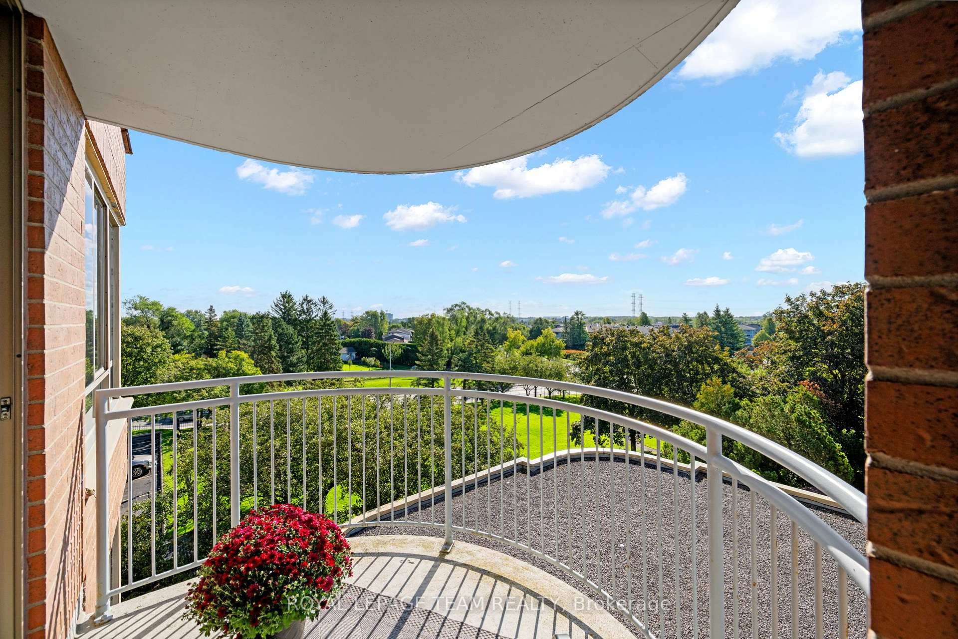 Photo 22 of Unit 406, 100 Grant Carman Drive, Ottawa, Borden Farm/Stewart Farm/Carleton Heights/Parkwood Hills — HOMEH