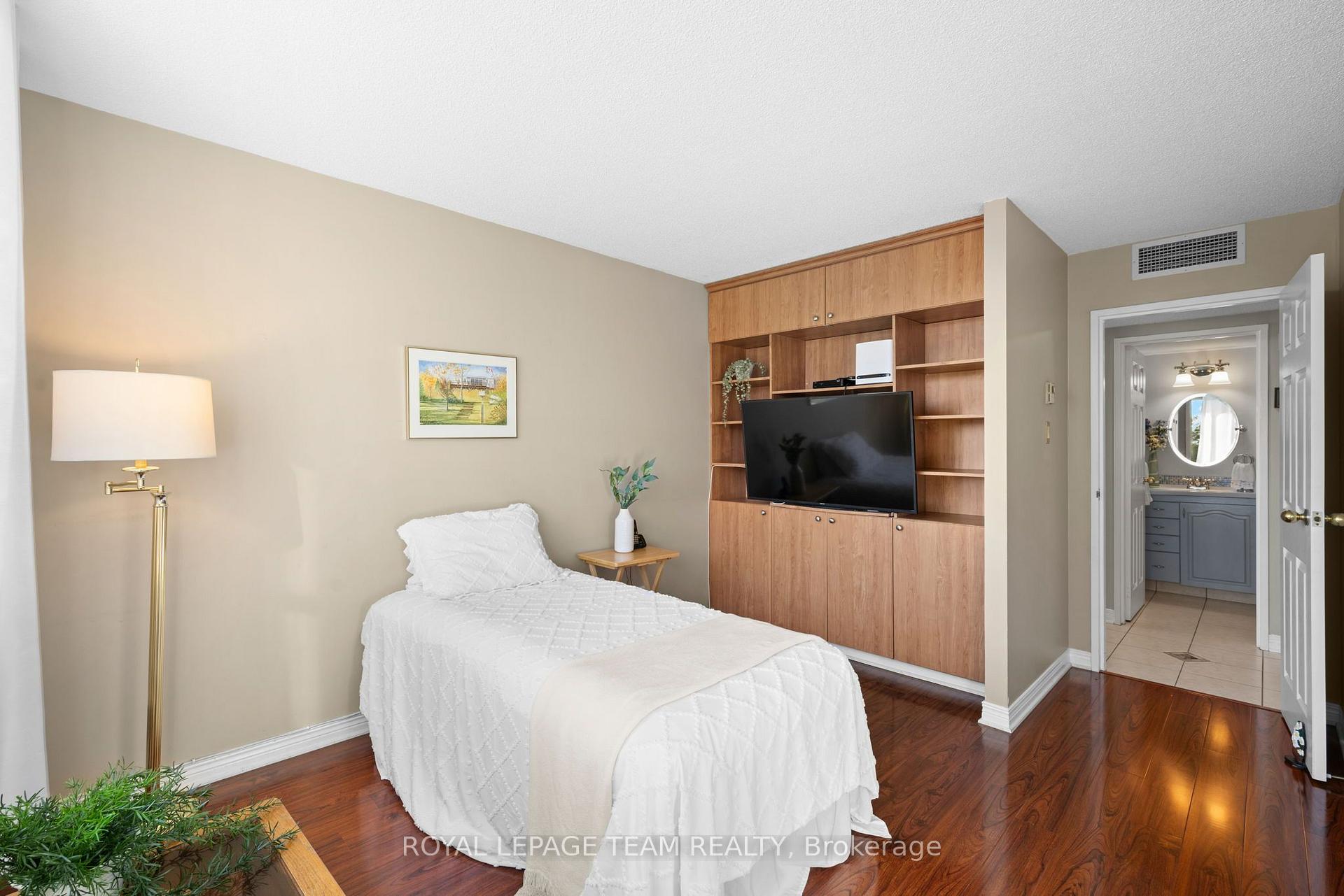 Photo 25 of Unit 406, 100 Grant Carman Drive, Ottawa, Borden Farm/Stewart Farm/Carleton Heights/Parkwood Hills — HOMEH